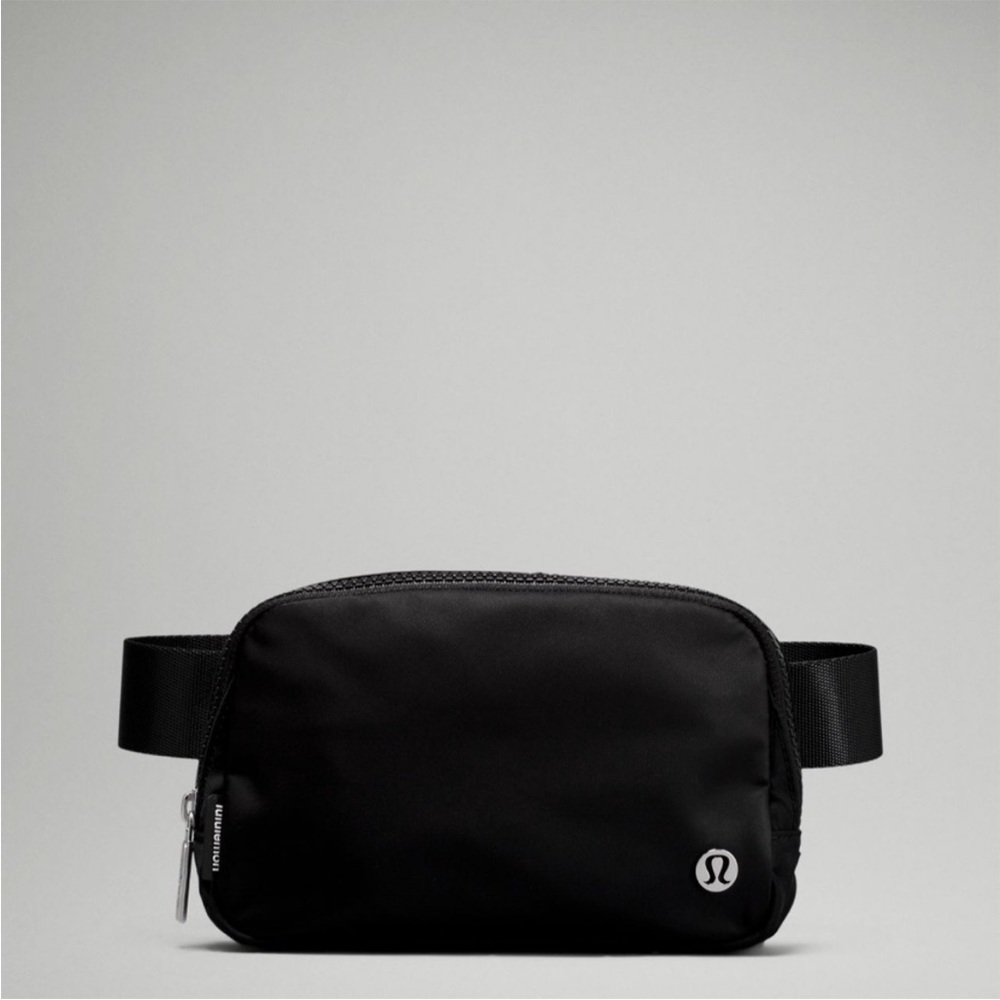 BRAND NEW LULULEMON everywhere belt bag 1L